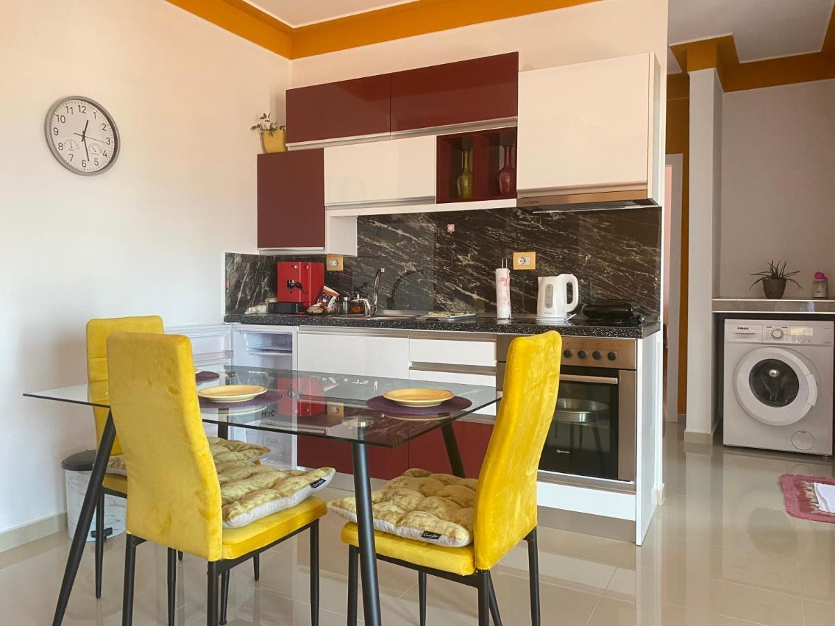 Your Apartment Pogradec Bagian luar foto