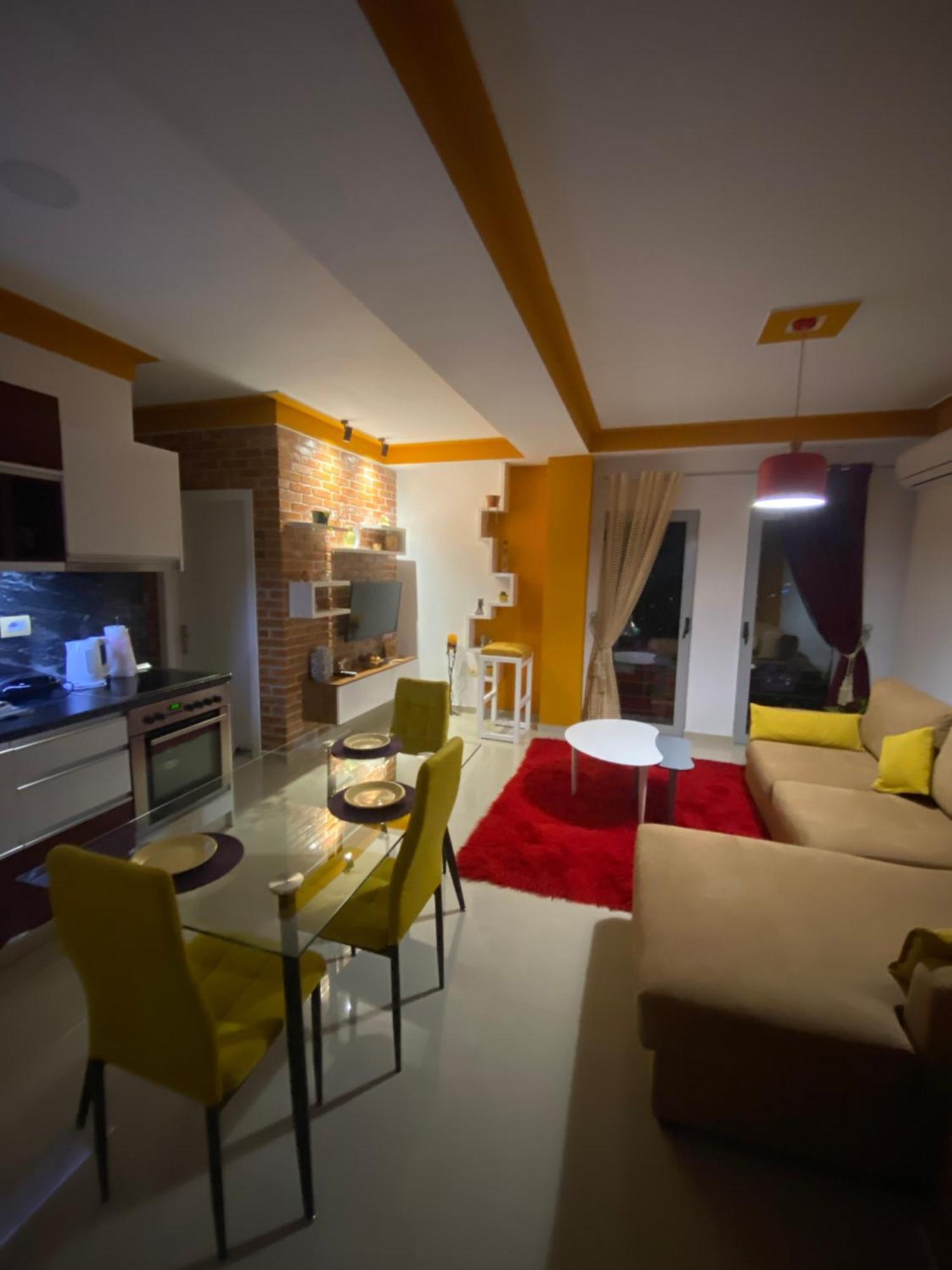 Your Apartment Pogradec Bagian luar foto